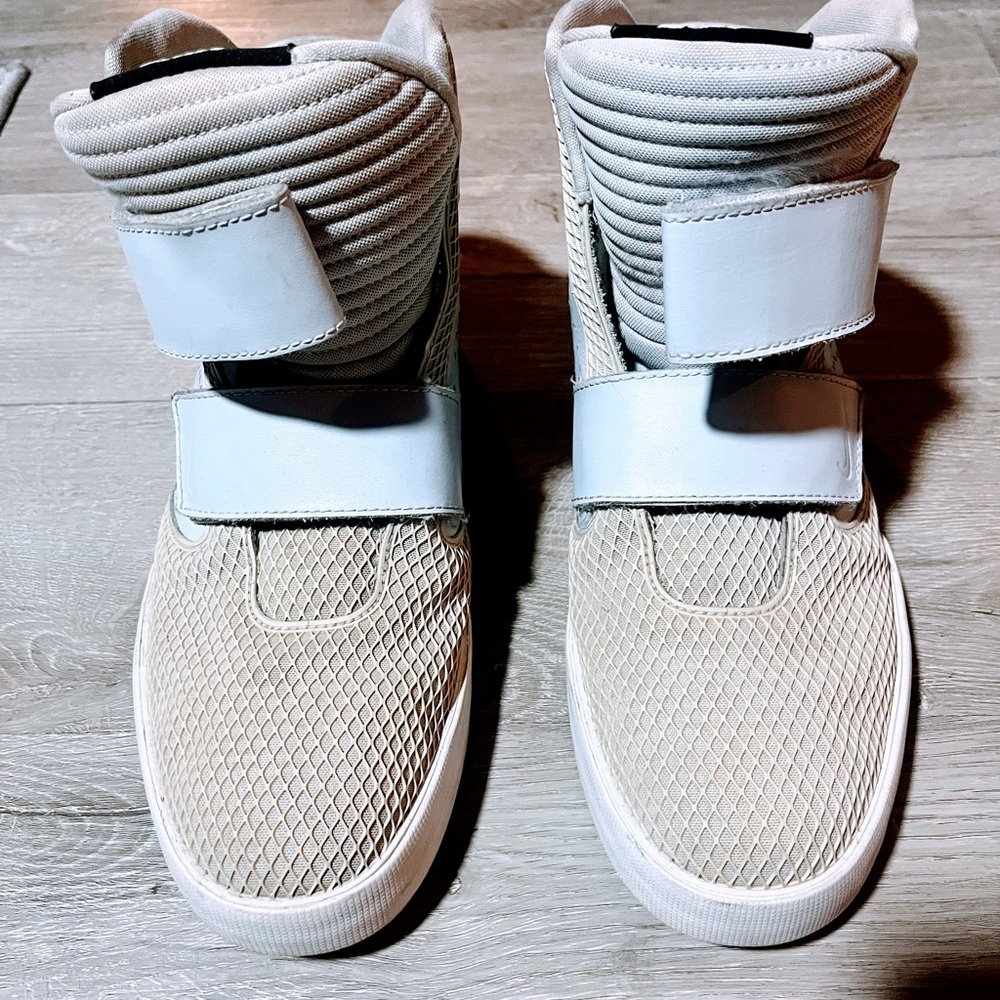 Men's BACK 2 THE FUTURE - NIKE “FLYSTEPPER 2K3” Gray, Beige and White Sneakers - Picture 2 of 11